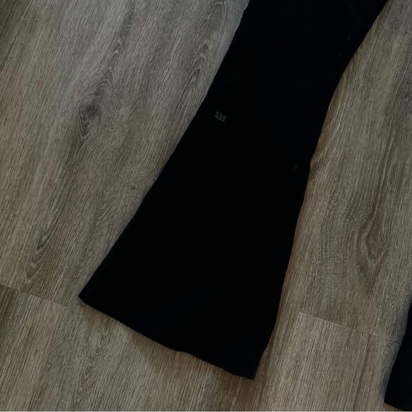 Splits59 Raquel High Waist Flare Legging in Black XXL Short - Picture 11 of 11